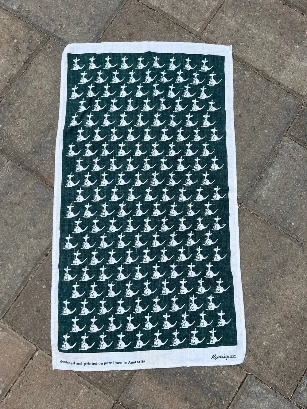 Vintage Rodriguez Australia Kangaroo Linen Tea Towel Green Boho MCM Kitchen